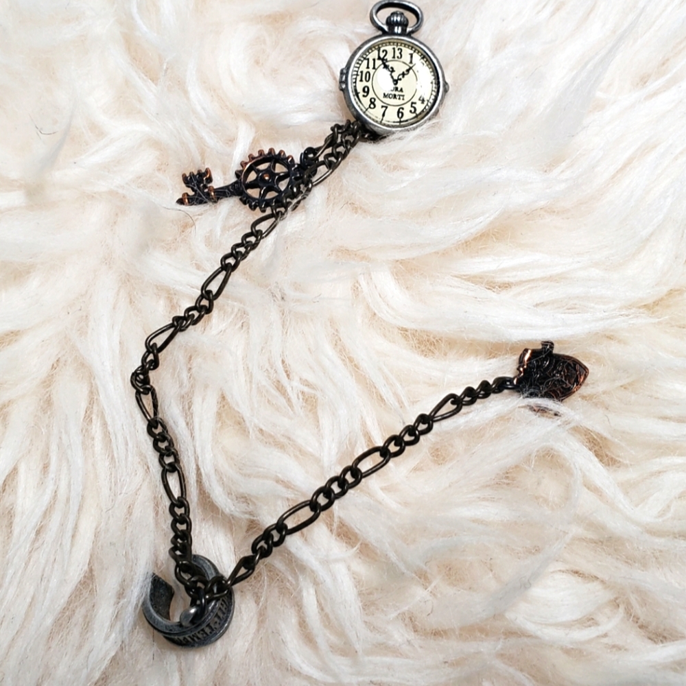 Steampunk earring